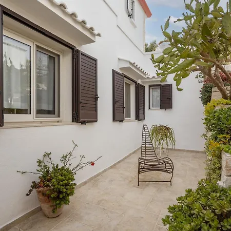 Villa New Tala With Jacuzzi